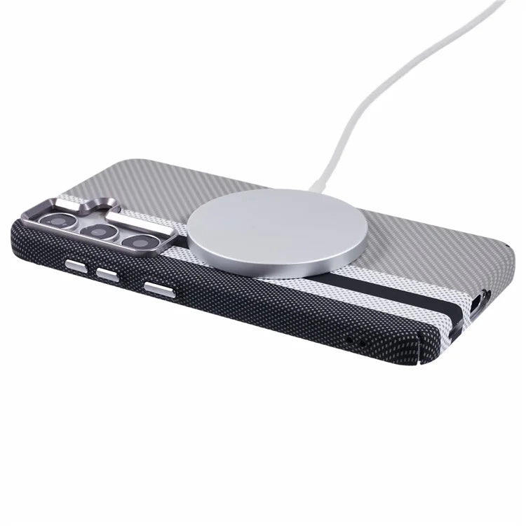 Samsung Galaxy S24 Plus Striqa Carbon Case