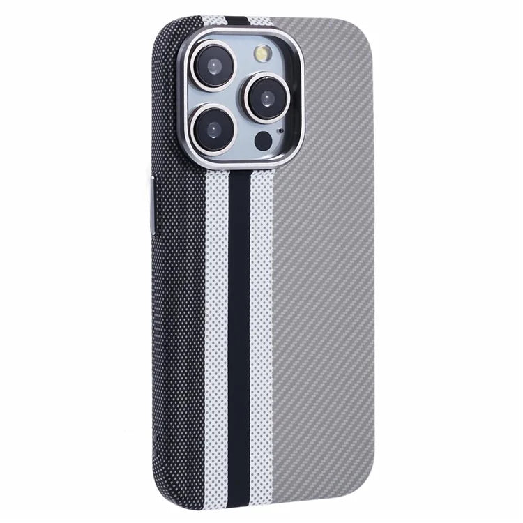 iPhone 14 Pro Striqa Carbon Case