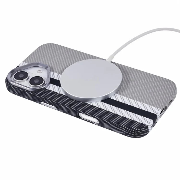 iPhone 16 Striqa Carbon Case